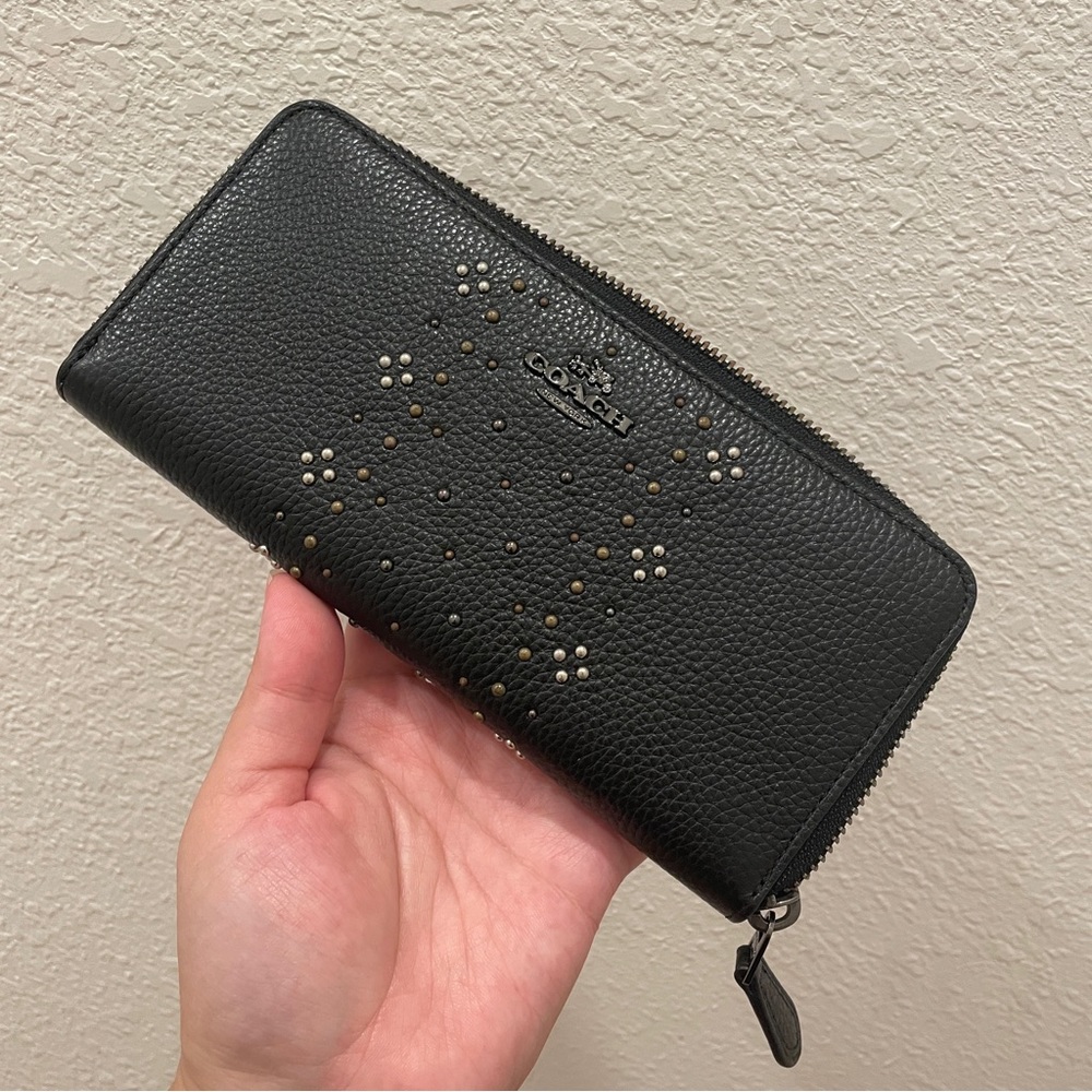 New Coach leather wallet